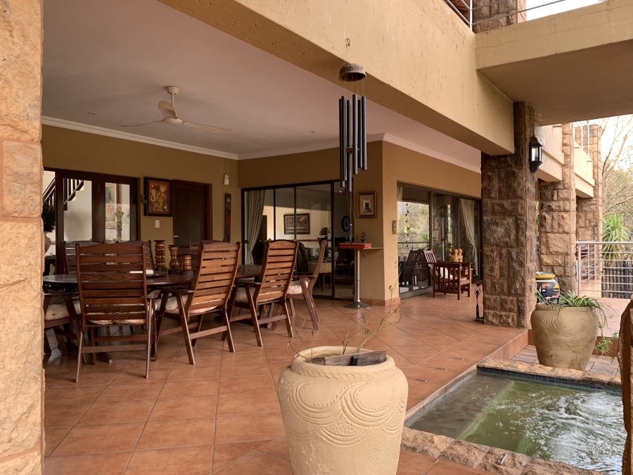 5 Bedroom Property for Sale in Birdwood Estate North West